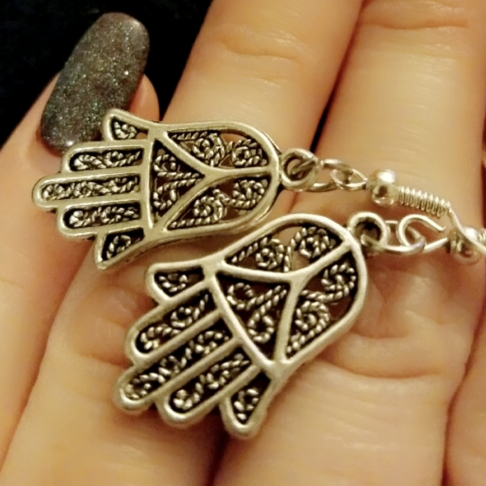 Handcrafted Pair of Hamsa Earrings! - Picture 1 of 1